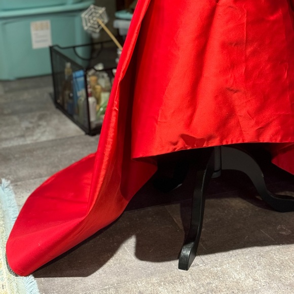 Custom two piece formal gown. Flower appliqué crop top with hi-lo skirt. - Picture 12 of 12